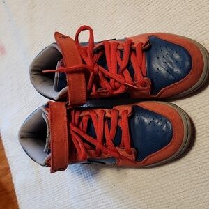 Nike SB Dunk Mid Spider 2008 sneakers.